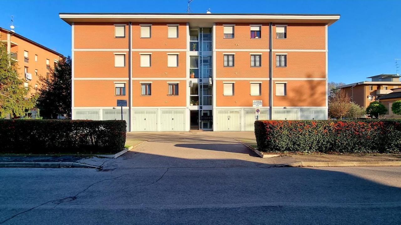 Guest Holiday Bari Reggio Emilia Exterior foto