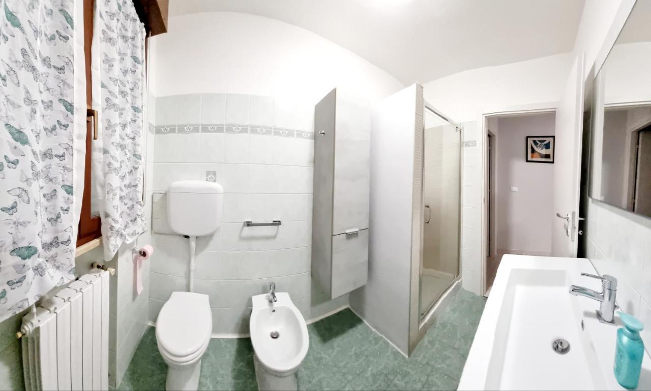 Guest Holiday Bari Reggio Emilia Exterior foto